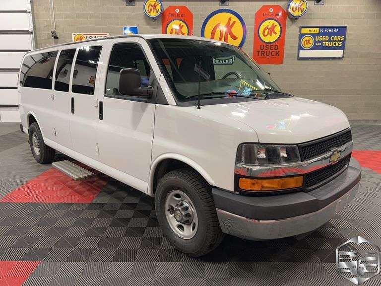 2014  Chevrolet  Express   LT