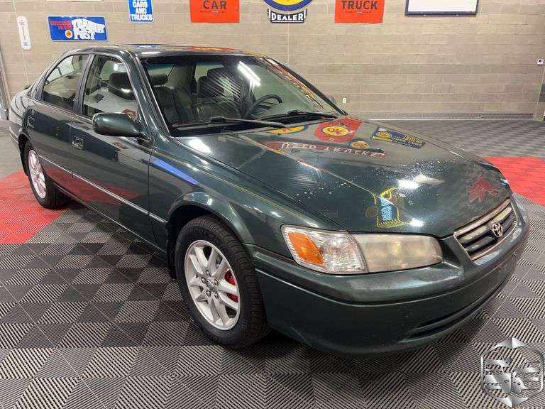 2000  Toyota  Camry   XLE