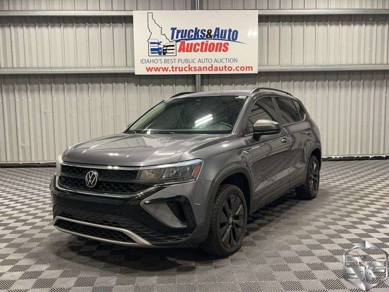 2022  Volkswagen  Taos S