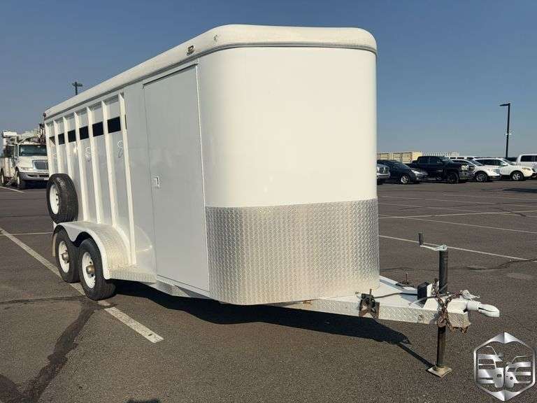 2004  C&B  Livestock Trailer