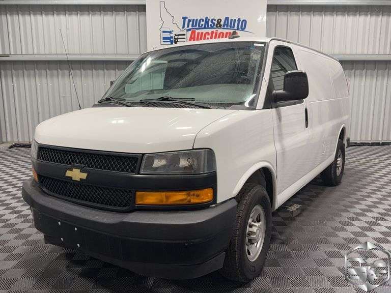 2021  Chevrolet  Express 2500