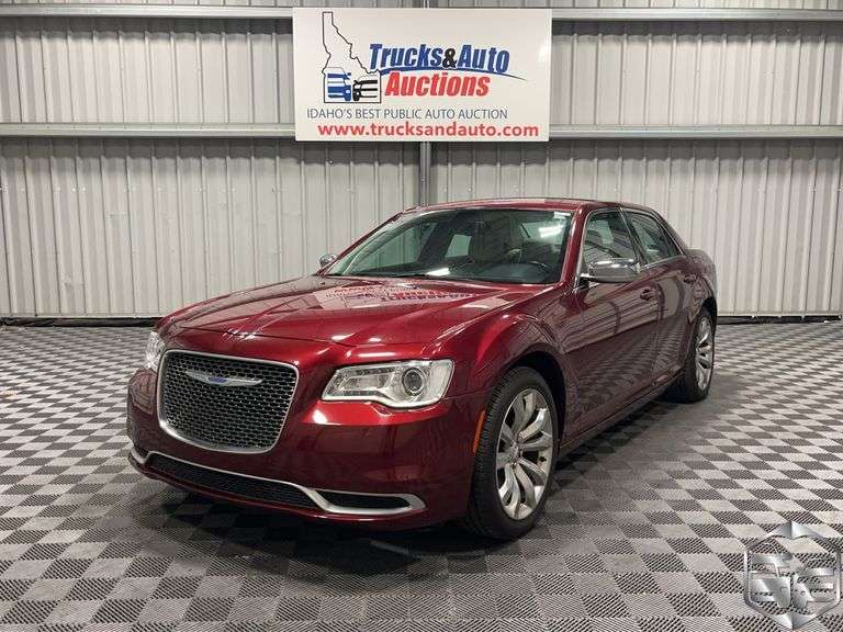 2018  Chrysler  300  Touring