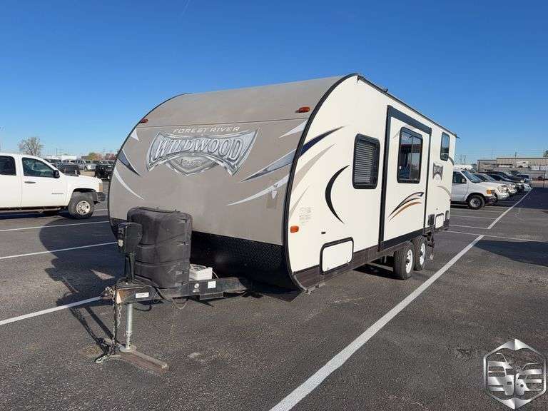 2017  FOREST RIVER  Wildwood  X-Lite T230BHXLT