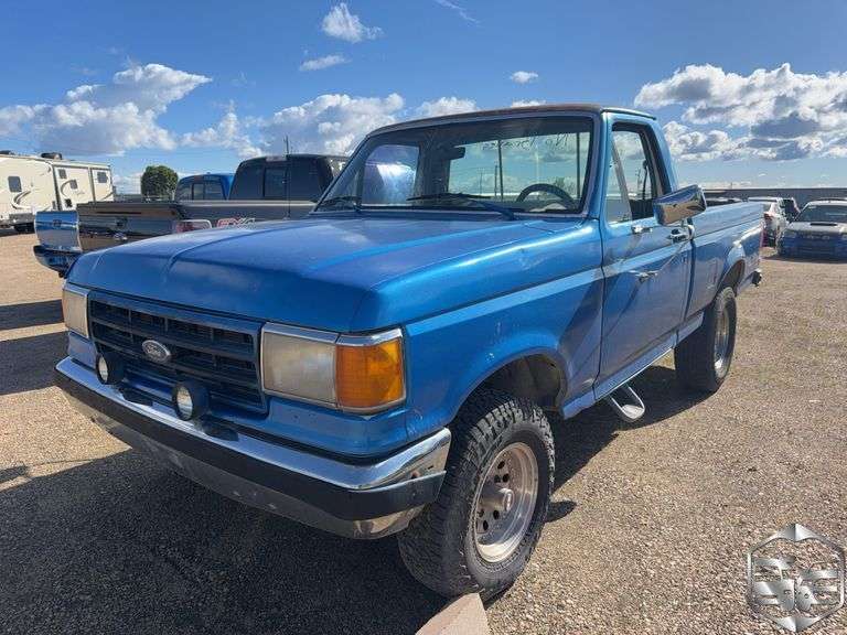 1987  Ford  F150 Custom   Regular Cab 4WD