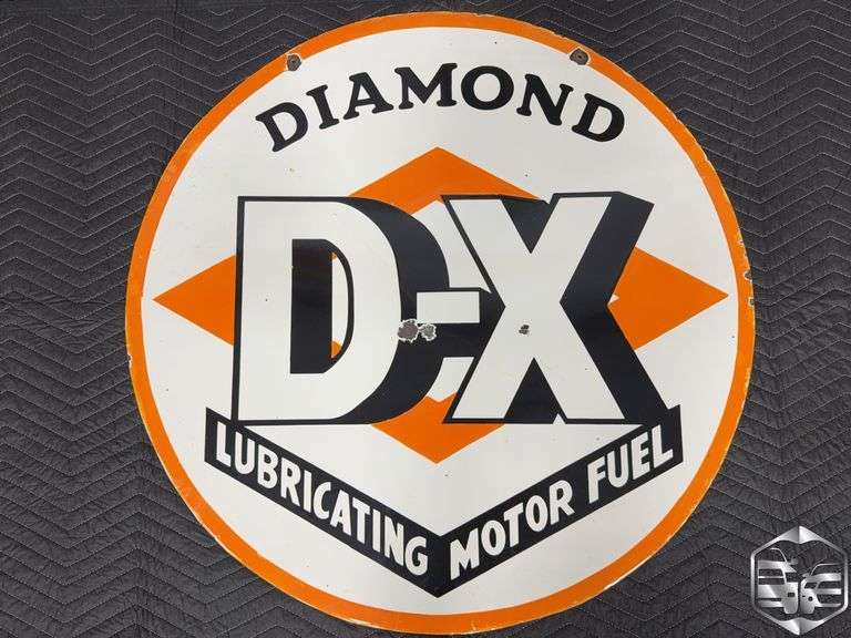 Diamond Lubricating Motor Fuel Sign