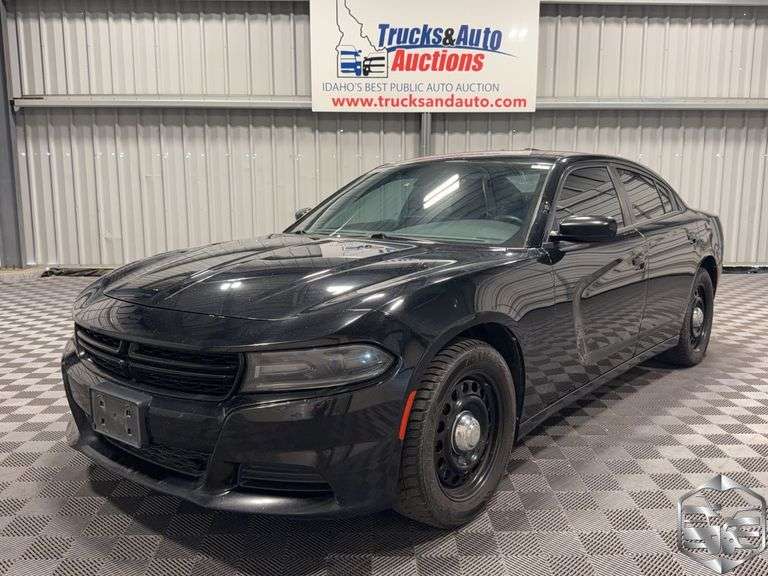 2018  Dodge  Charger SE  Police