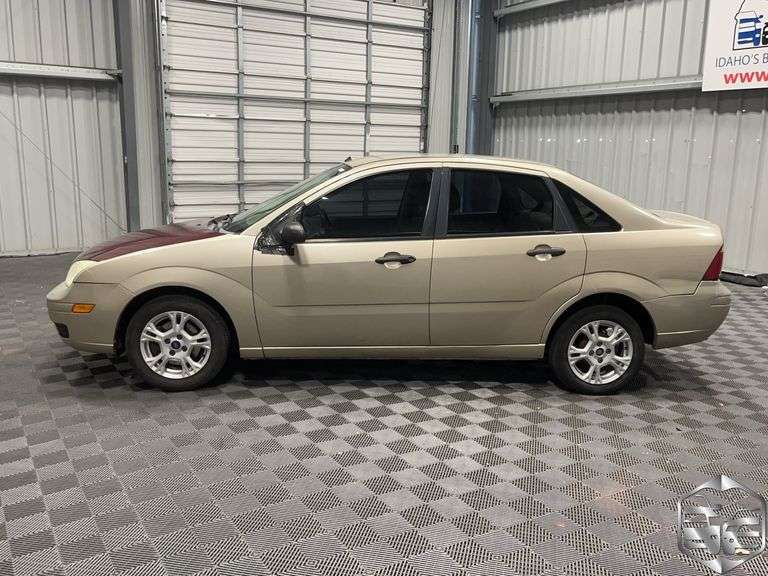 2007 Ford Focus ZX4 SE - Trucks & Auto Auctions