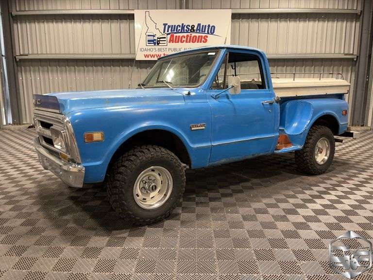 1970  GMC  1500 Regular Cab Short Bed  K15 Stepside