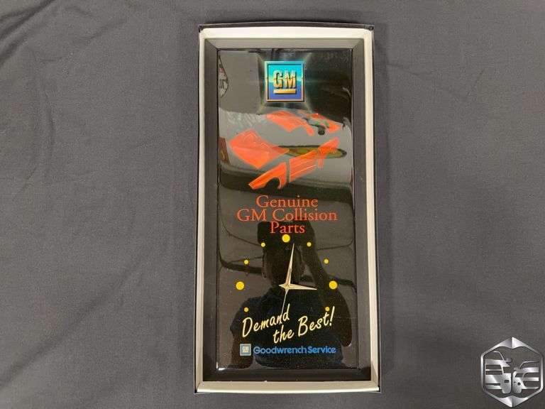 GM Genuine Collision Parts Clock
