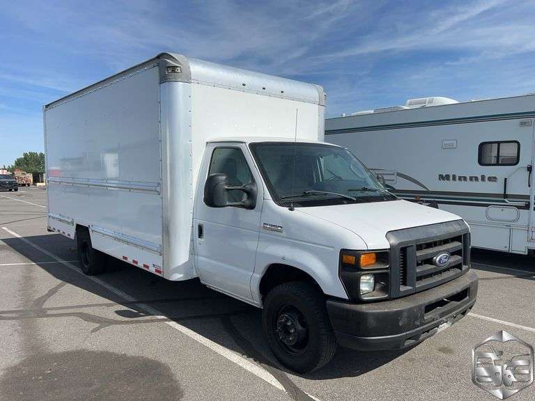 2015 Ford E350