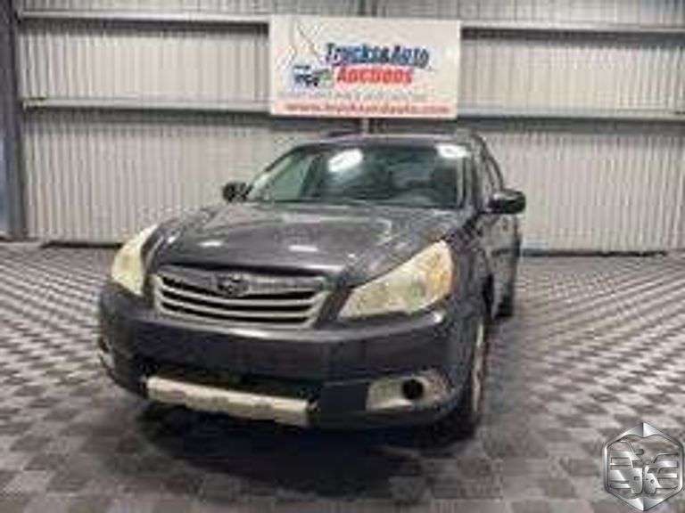 2010 Subaru Outback Limited 2.5i