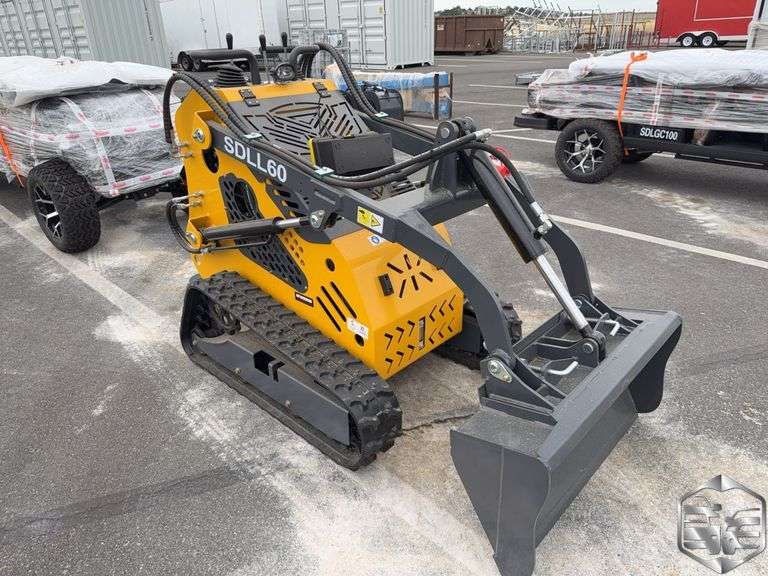 SDLanch Mini Skid Steer Loader SDLL60