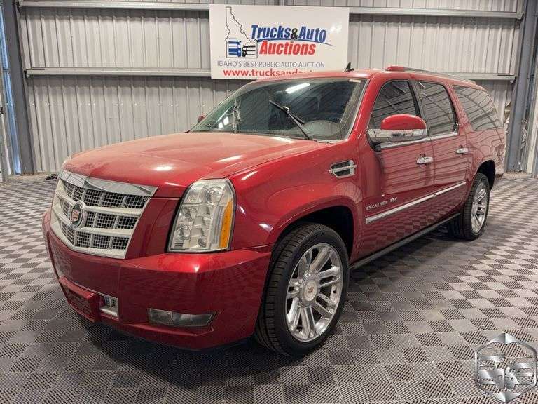 2013 Cadillac Escalade ESV Platinum Edition