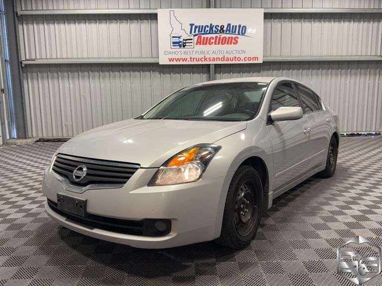 2009 Nissan Altima Base 2.5